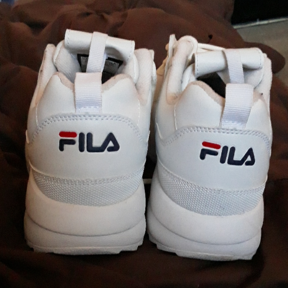 FILA Sneakers